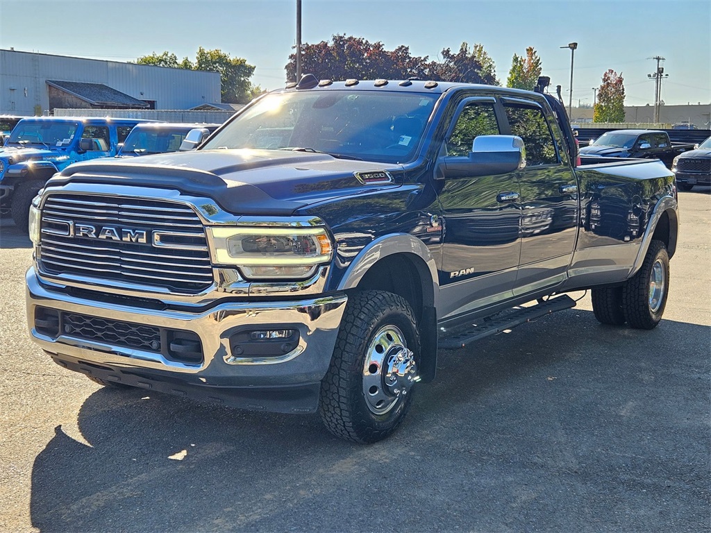 2019 Ram 3500 Laramie photo 3