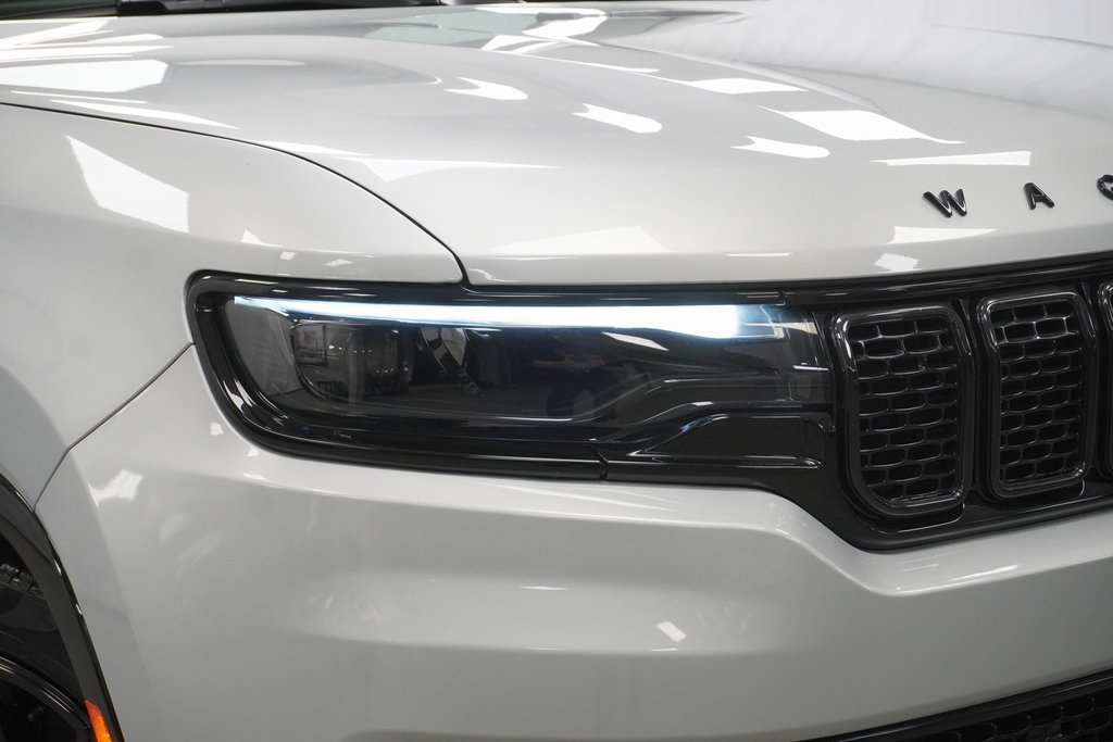 2024 Jeep Wagoneer Series II Carbide photo 4