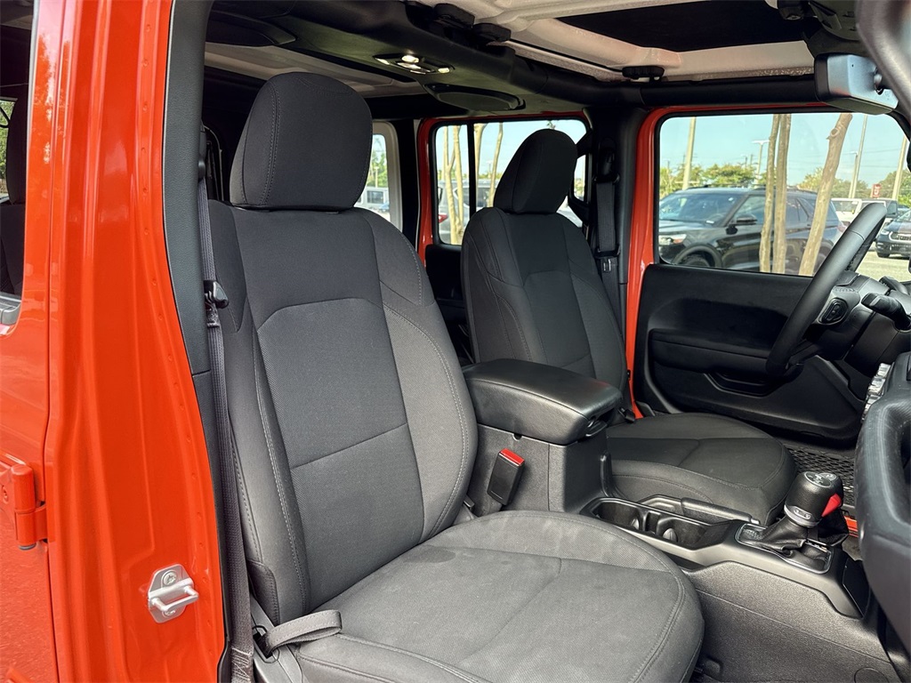 2023 Jeep Wrangler Sport S photo 25