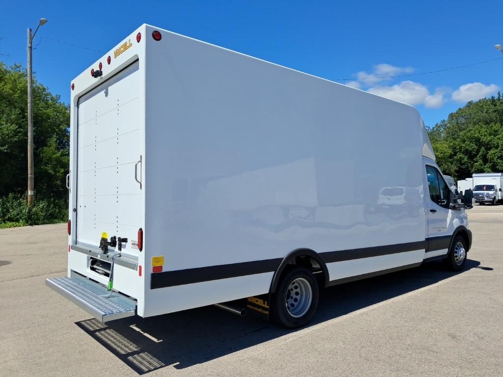 2025 Ford Transit Chassis Cutaway photo 5