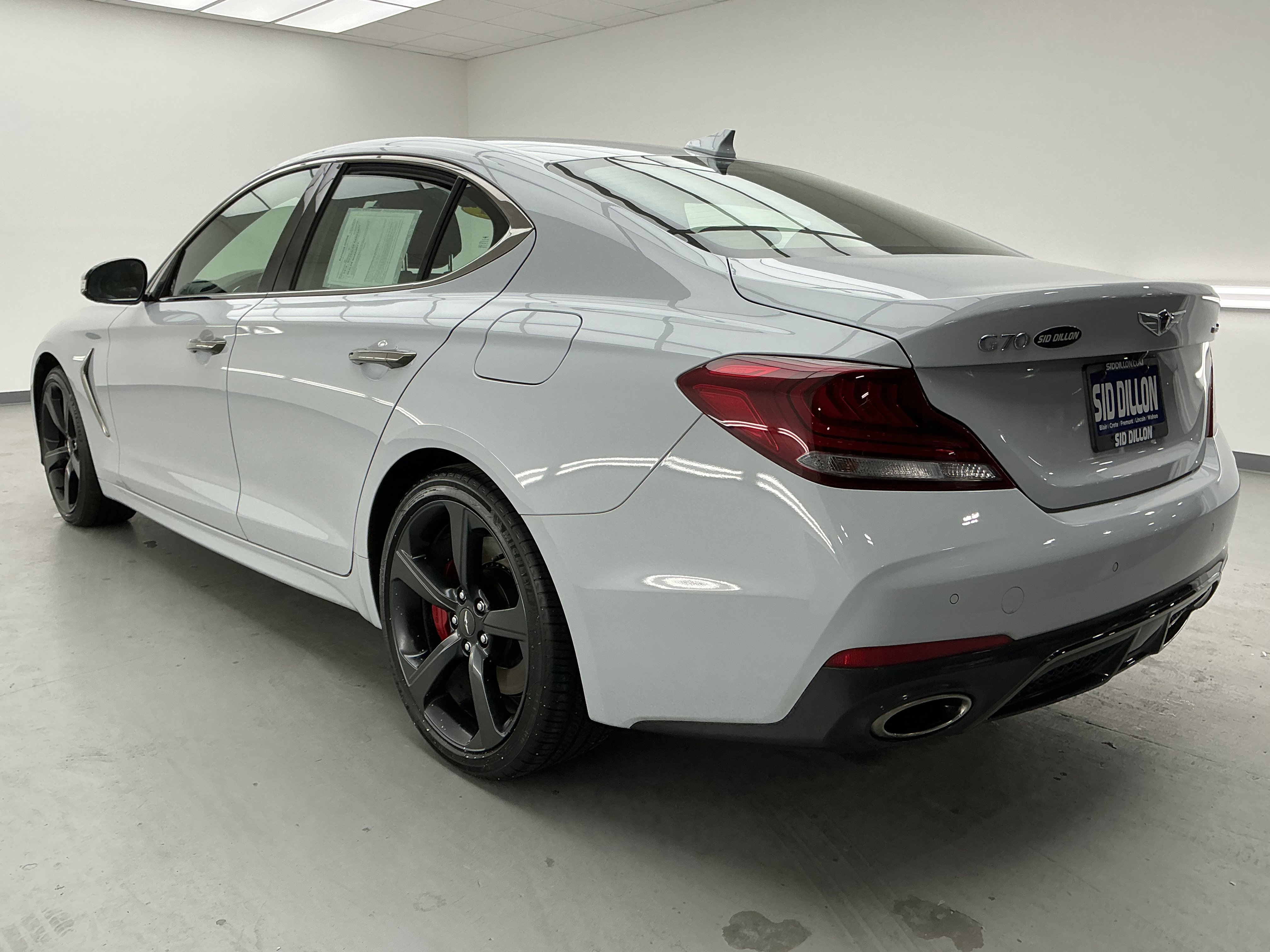 2021 Genesis G70 3.3T photo 4