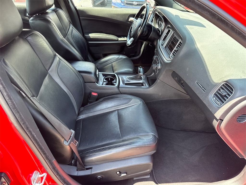 2021 Dodge Charger SXT photo 14