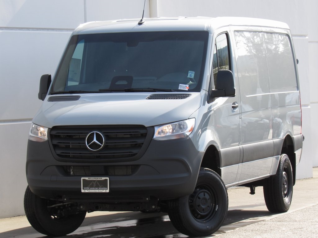 2025 Mercedes-Benz Sprinter Cargo Van Base's photo