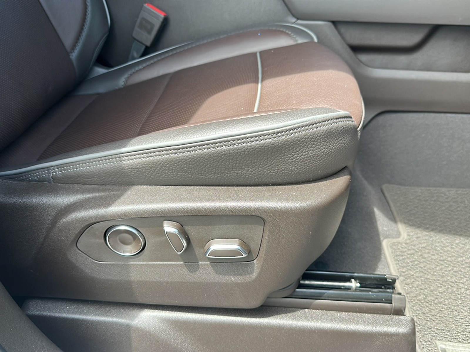 2024 Gmc Sierra 1500 Denali photo 9