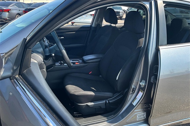 2023 Nissan Sentra S photo 18
