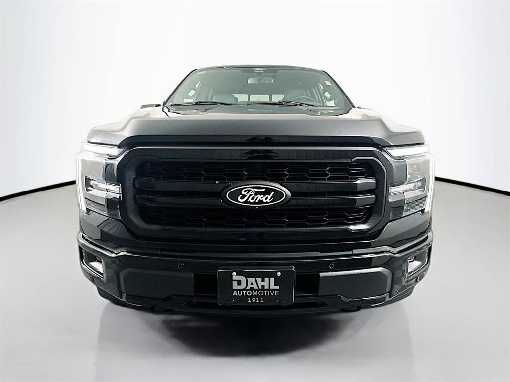2025 Ford F-150 Lariat photo 2