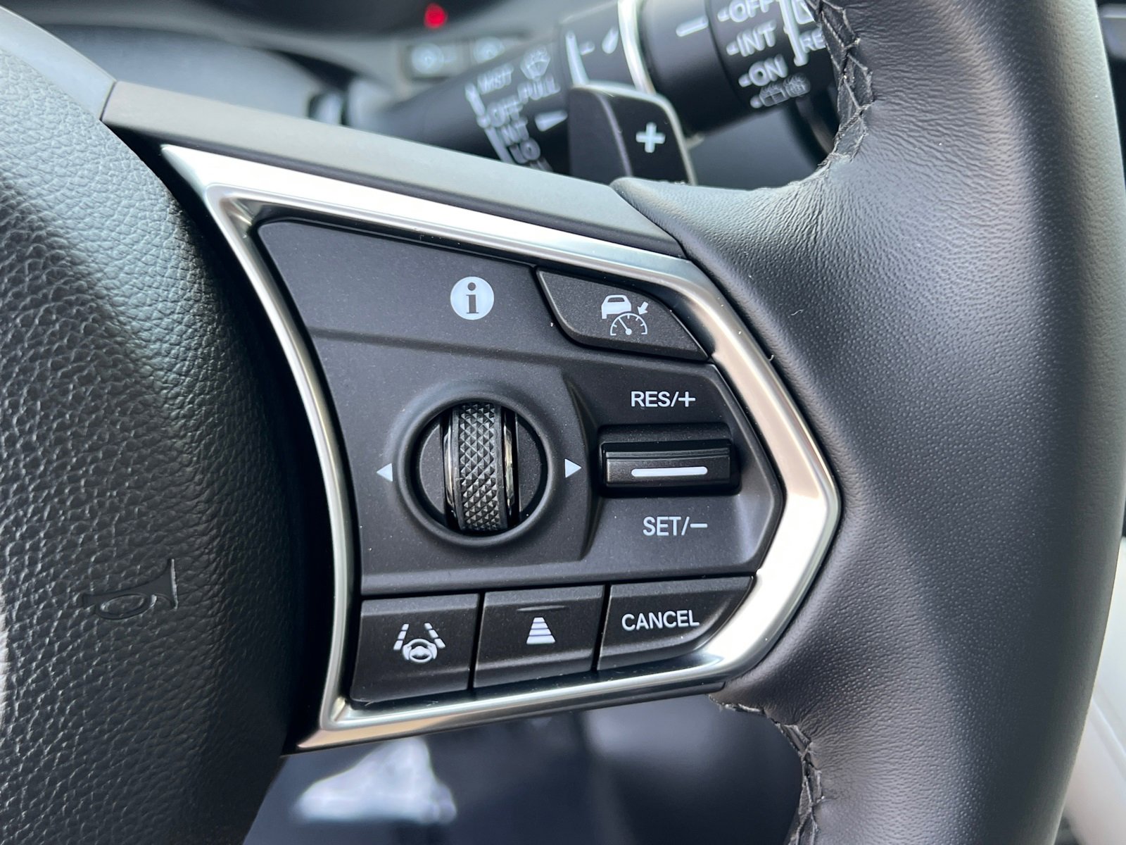 2024 Acura RDX Technology photo 24