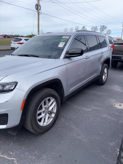 2024 Jeep Grand Cherokee L Laredo's photo