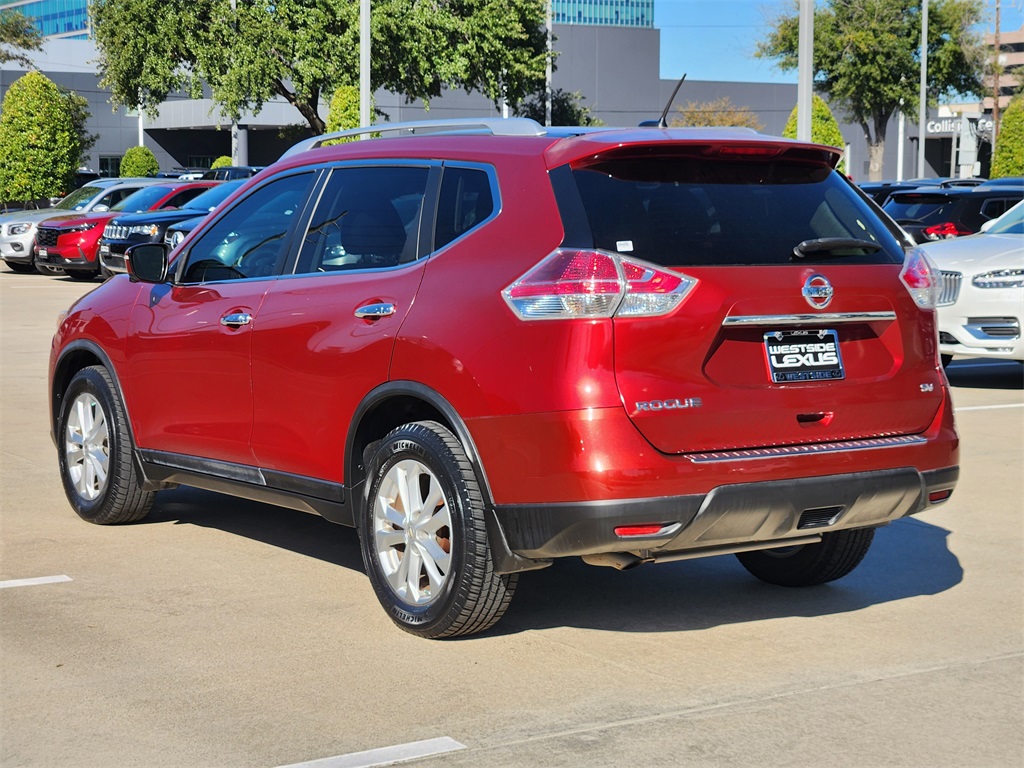 2015 Nissan Rogue SV photo 3