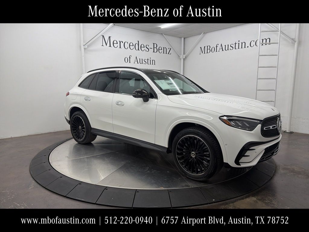 2026 Mercedes-Benz GLC Base's photo