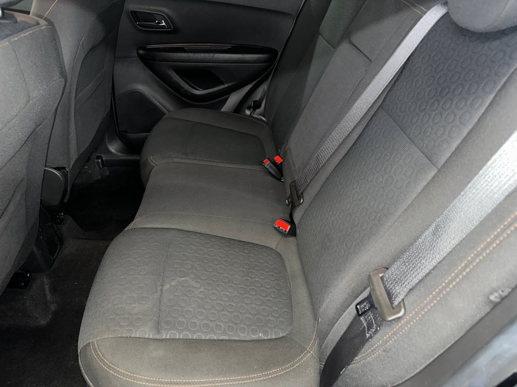 2022 Chevrolet Trax LS photo 13