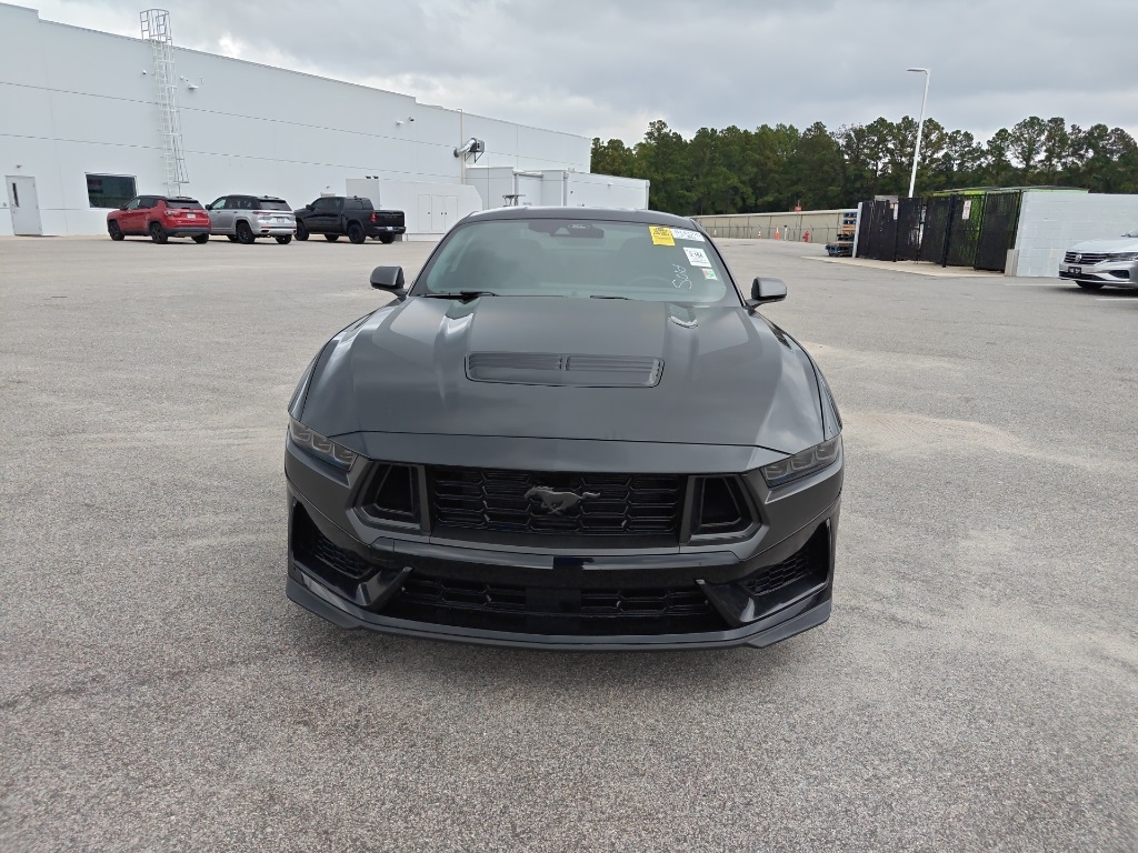 2024 Ford Mustang Dark Horse photo 2