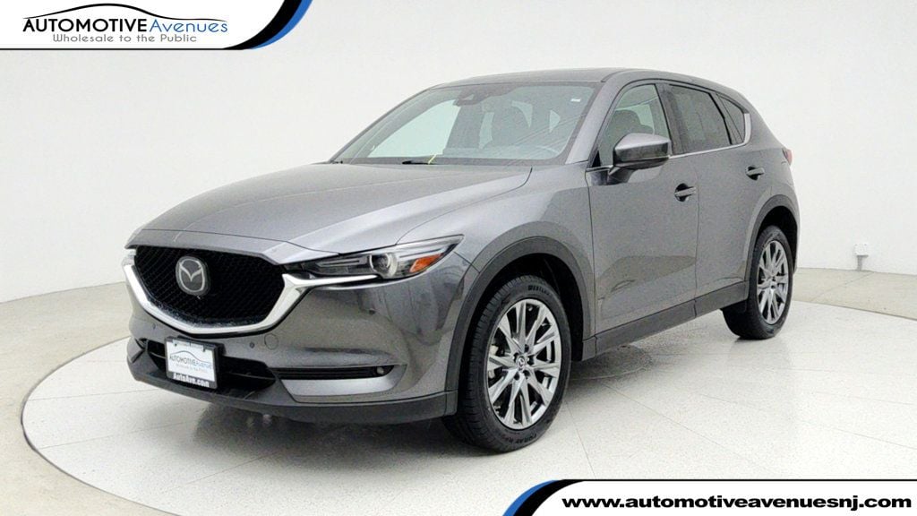 2019 Mazda CX-5 Signature's photo