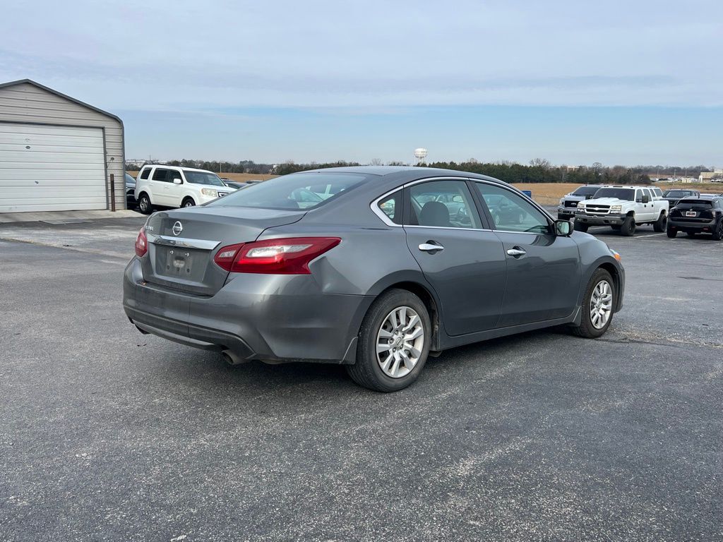 2018 Nissan Altima 2.5 S photo 4