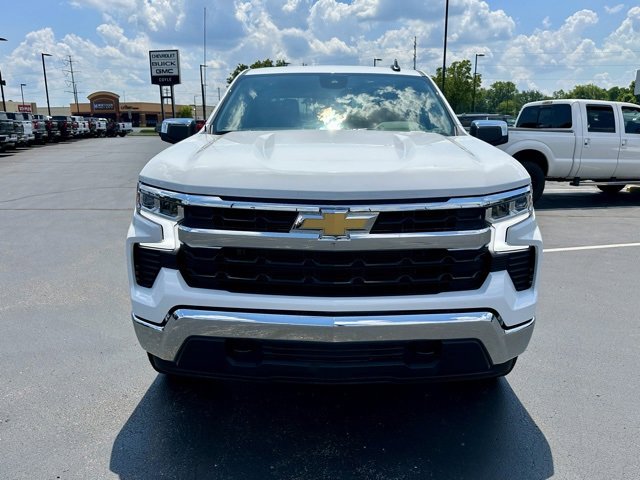 2025 Chevrolet Silverado 1500 LT photo 6