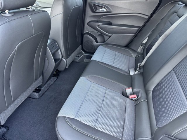 2025 Chevrolet Trax LT photo 14
