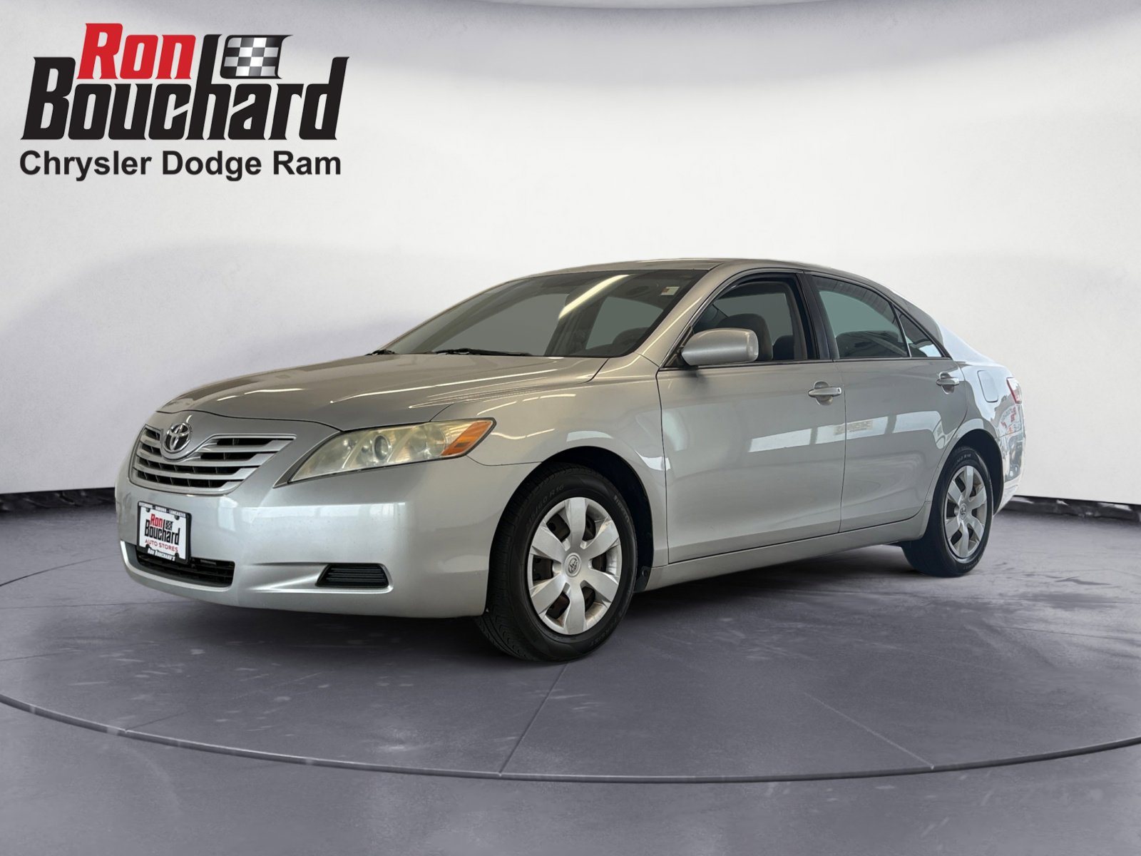 2007 Toyota Camry Base CE photo 4