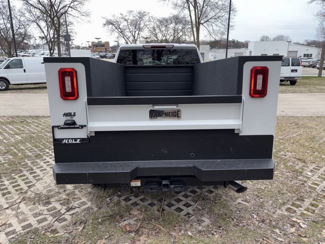 2025 Chevrolet Silverado 2500HD photo 3