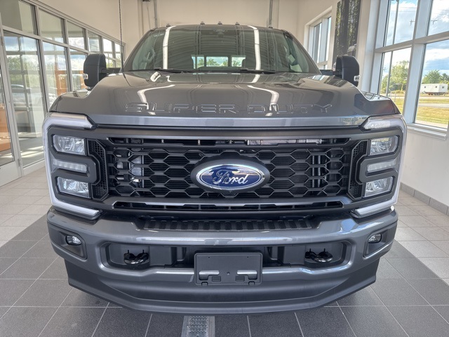2026 Ford F-350 XL photo 2