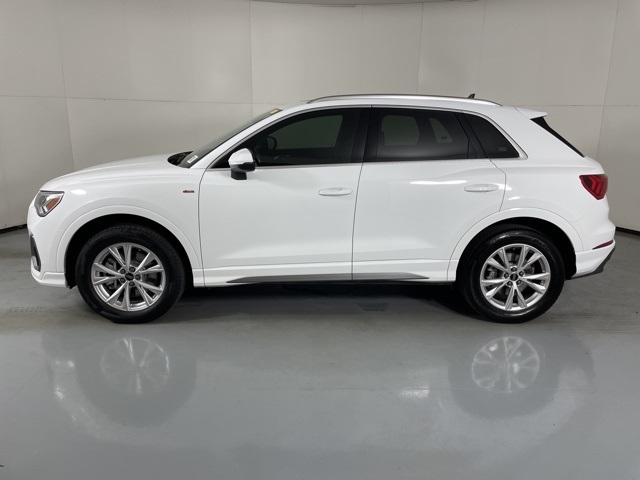2024 Audi Q3 S line Premium photo 5