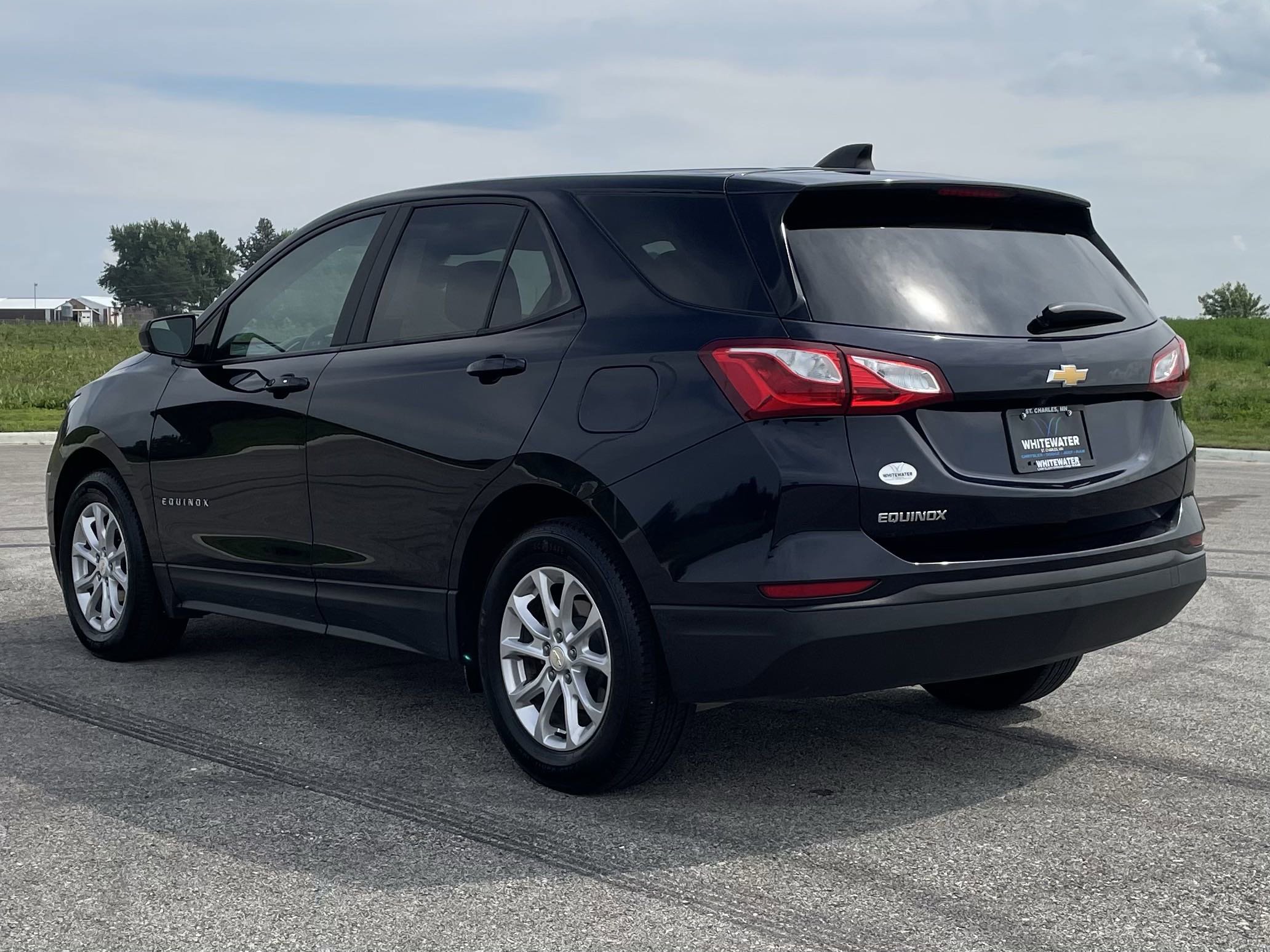 2020 Chevrolet Equinox LS photo 13