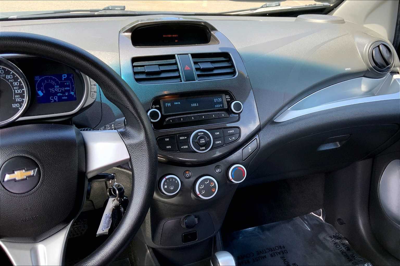 2015 Chevrolet Spark LS photo 6