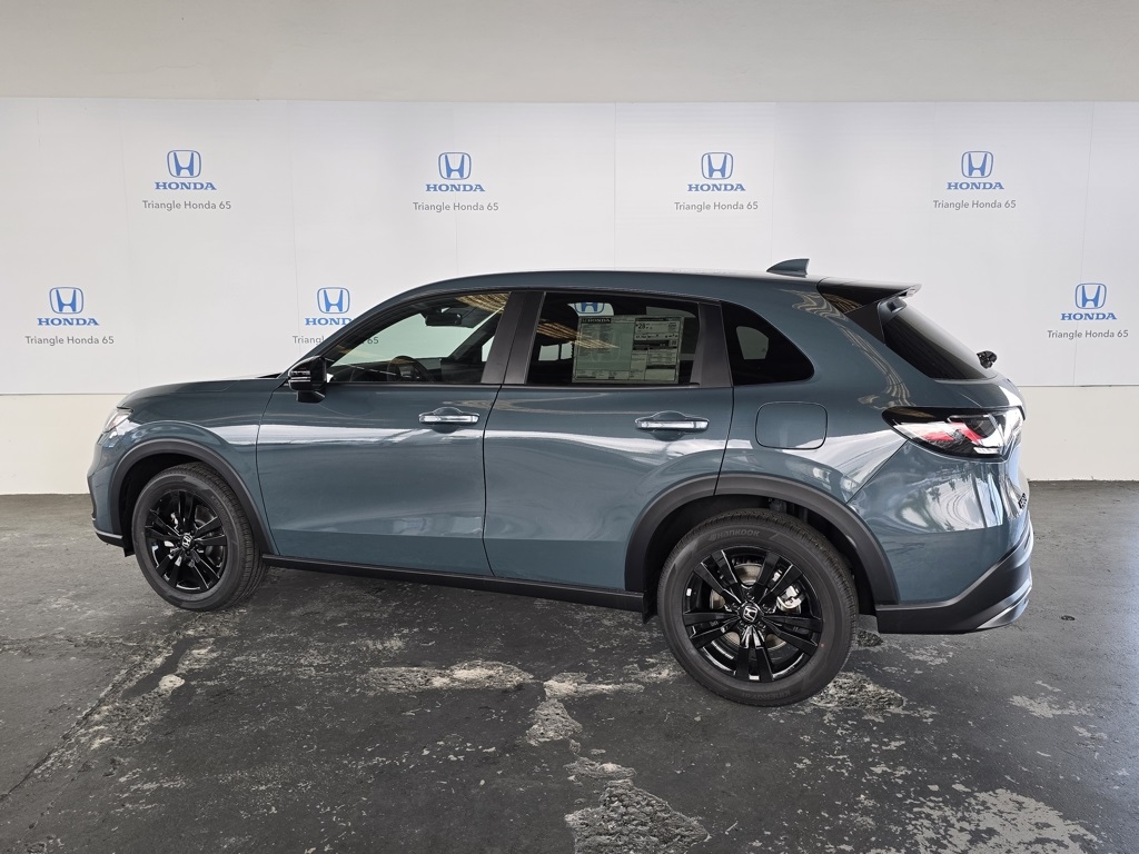 2026 Honda HR-V Sport photo 3