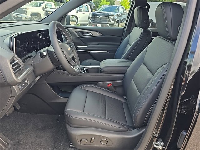 2026 Chevrolet Traverse photo 4