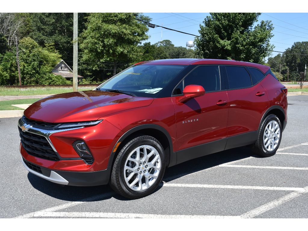 2025 Chevrolet Blazer 2LT photo 4