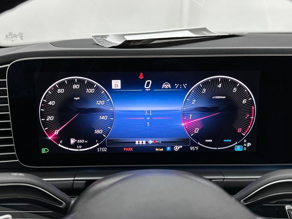 2025 Mercedes Benz GLE 450 4MATIC photo 3