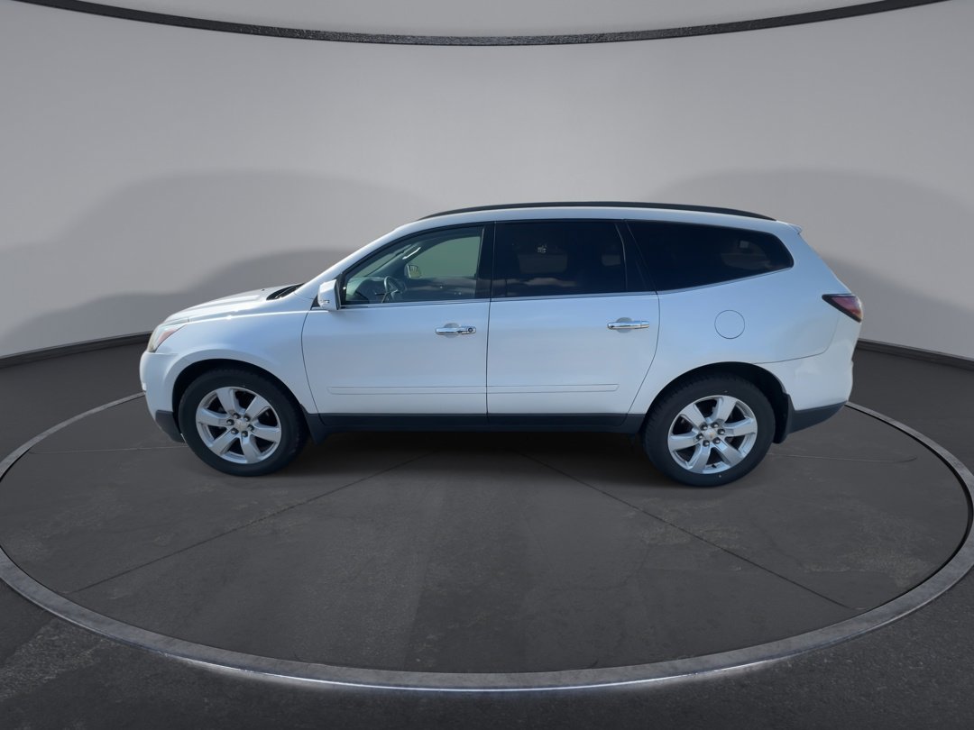 2017 Chevrolet Traverse 1LT photo 5
