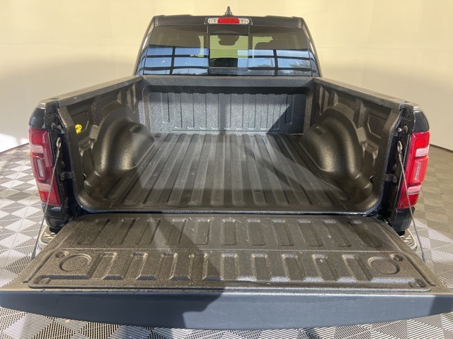 2022 Ram 1500 Laramie photo 6