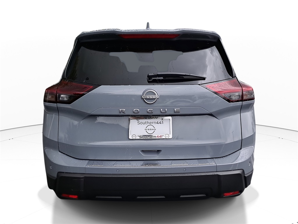 2026 Nissan Rogue SV photo 5