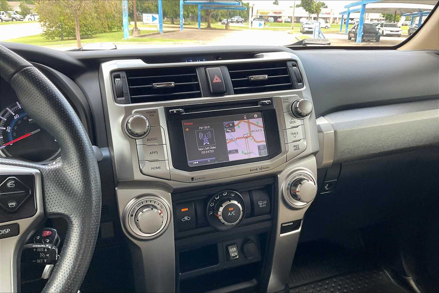 2019 Toyota 4Runner SR5 Premium photo 6