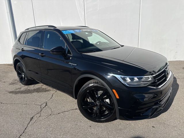 Certified 2023 Volkswagen Tiguan SE R-LINE BLACK with VIN 3VV8B7AXXPM033016 for sale in Kansas City