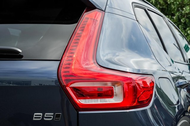 2026 Volvo XC40 AWD photo 6