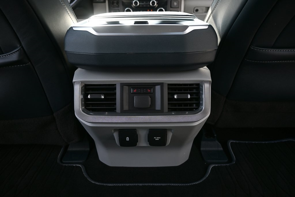 2023 Ford F-150 XLT photo 17