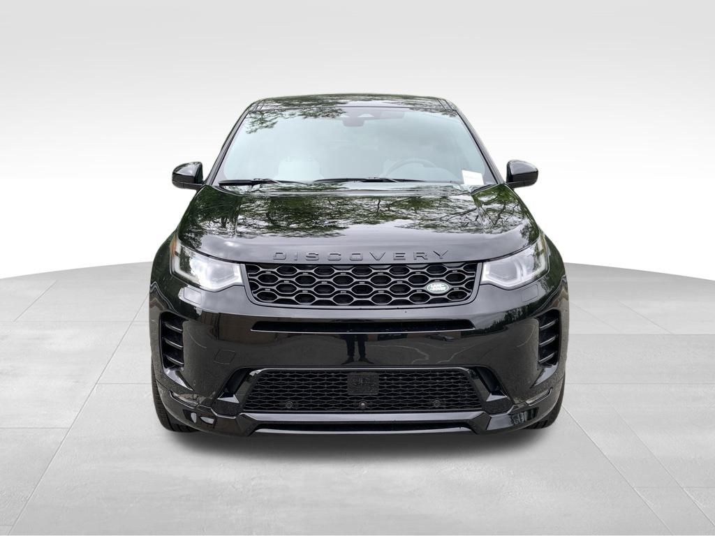 2025 Land Rover Discovery Sport Dynamic SE photo 2