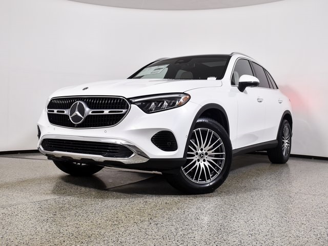 2026 Mercedes Benz GLC 300 photo 2