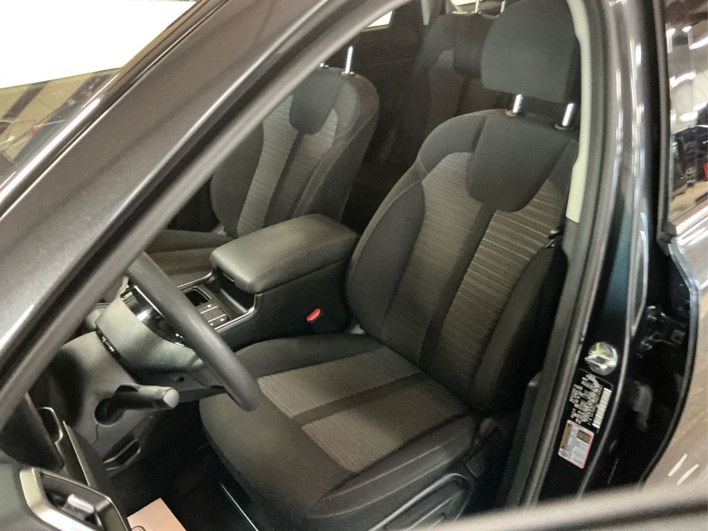 2022 Kia Sorento LX photo 20