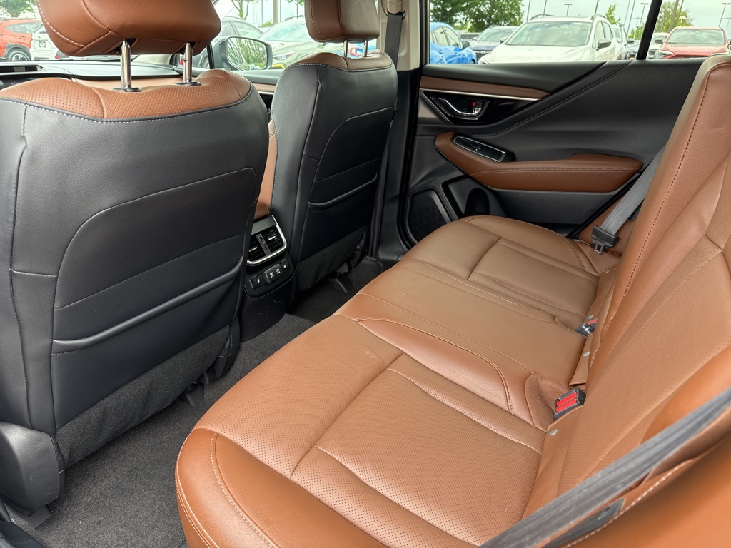 2021 Subaru Outback Touring XT photo 15