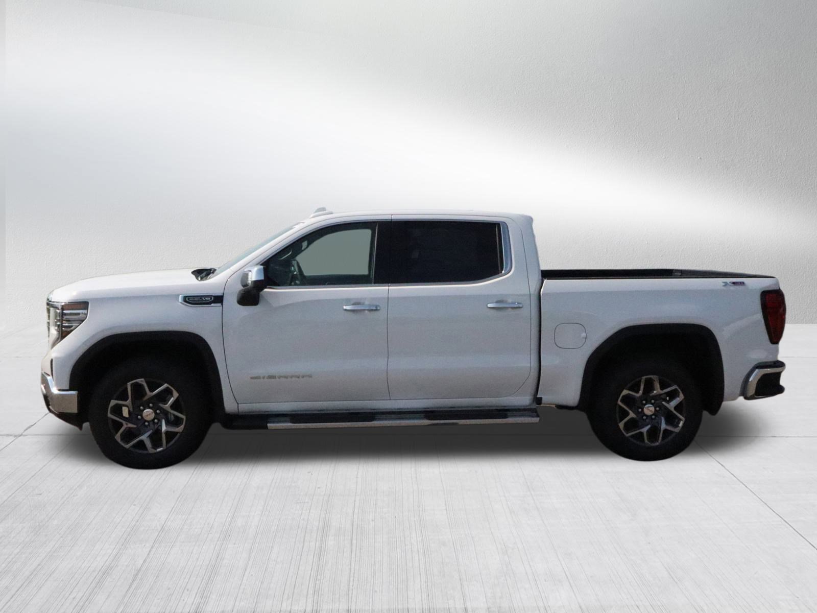 2026 Gmc Sierra 1500 SLT photo 4