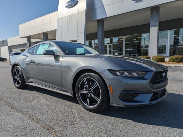 2025 Ford Mustang EcoBoost photo 2
