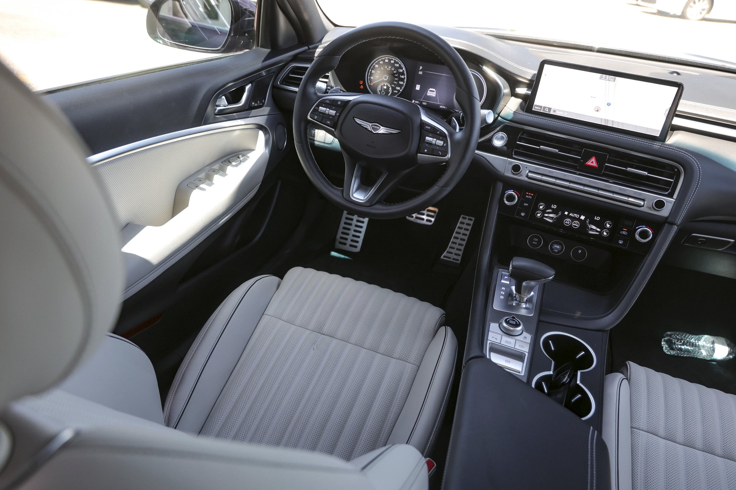 2025 Genesis G70 3.3T Sport Advanced photo 29