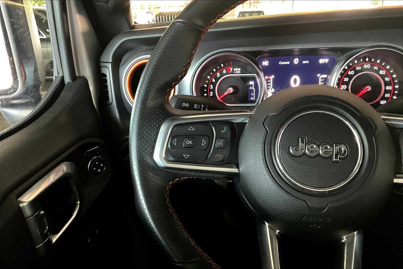 2022 Jeep Gladiator Mojave photo 22