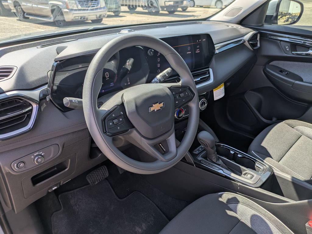 2026 Chevrolet Trailblazer LT photo 11