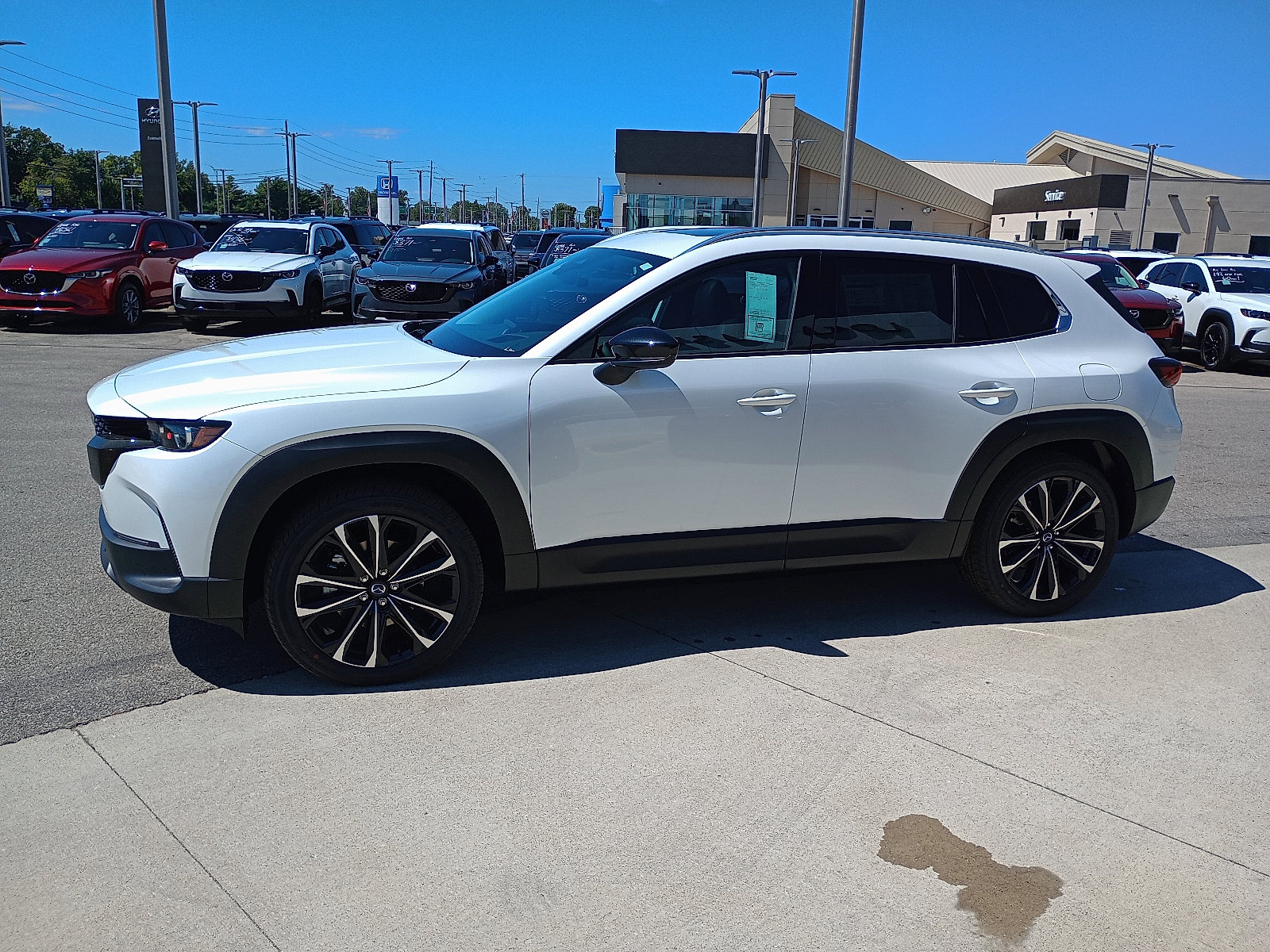 2025 Mazda CX-50 2.5 Premium Plus photo 4