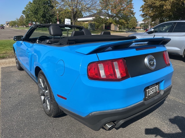 2011 Ford Mustang GT Premium photo 5