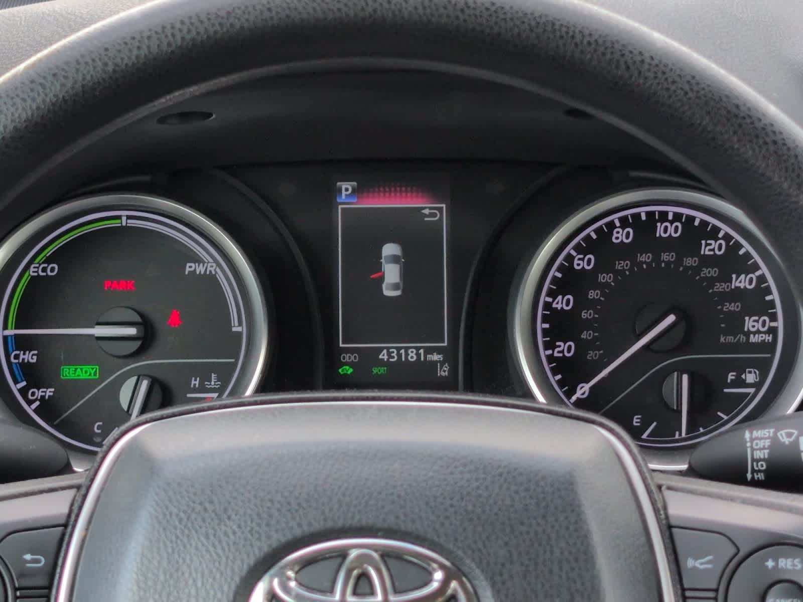 2022 Toyota Camry Hybrid LE SE photo 12