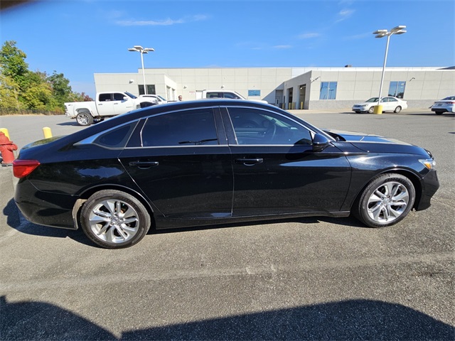 2018 Honda Accord LX photo 7